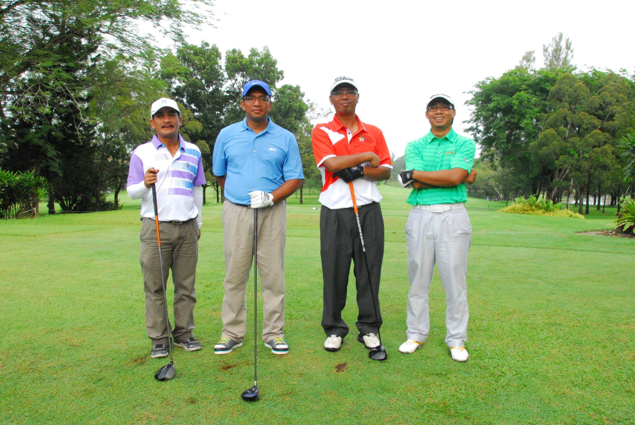 PRO15 157 GOLF DSC 0294.JPG